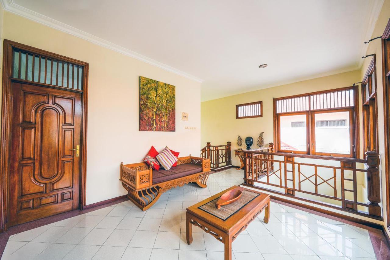 Villa Mica - Kuta - 5 Bedrooms - 5 Bathrooms - Great Location Luaran gambar