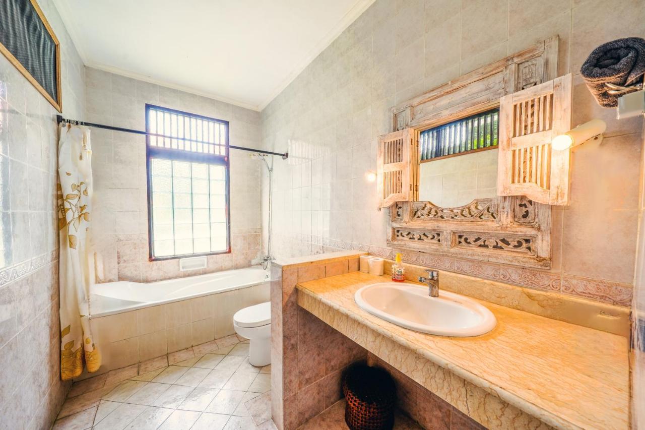 Villa Mica - Kuta - 5 Bedrooms - 5 Bathrooms - Great Location Luaran gambar
