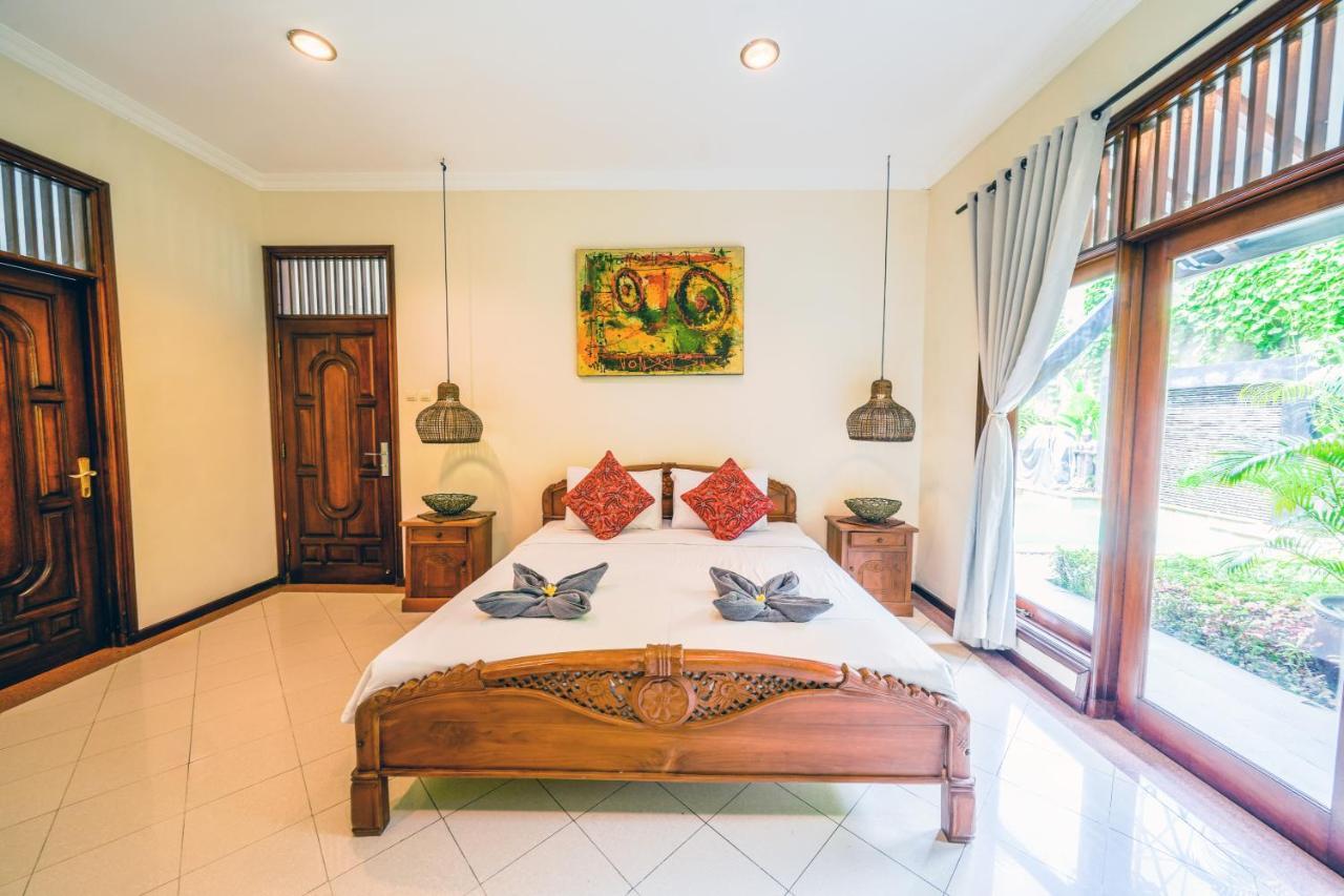 Villa Mica - Kuta - 5 Bedrooms - 5 Bathrooms - Great Location Luaran gambar